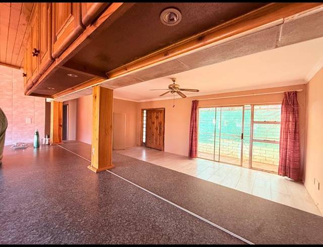 2 BEDROOM HOUSE FOR SALE IN VANDERBIJLPARK CW 6